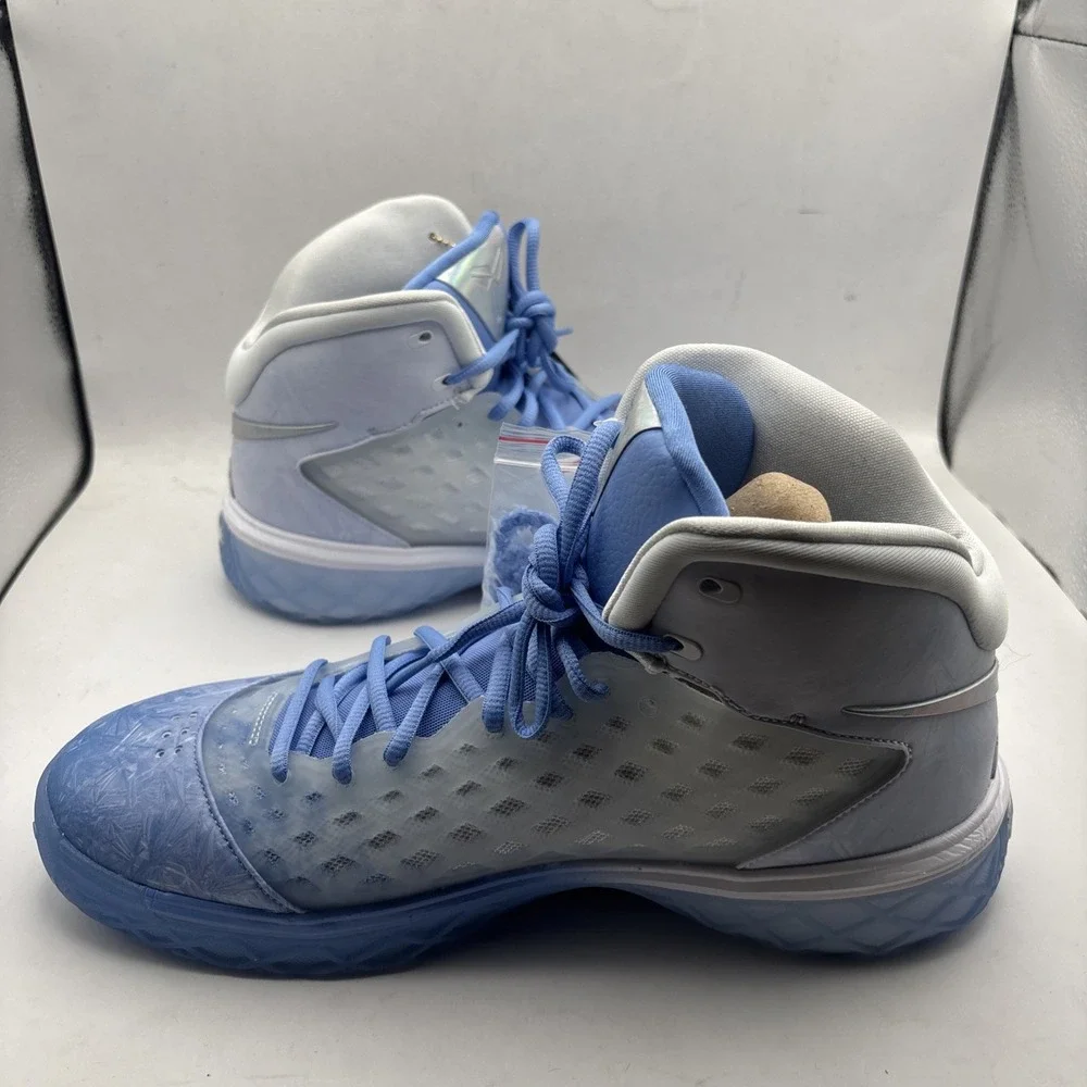 Kobe III 3 Protro High Christmas Blue/White IQ5338-400 No Box Lid Size 11 Men